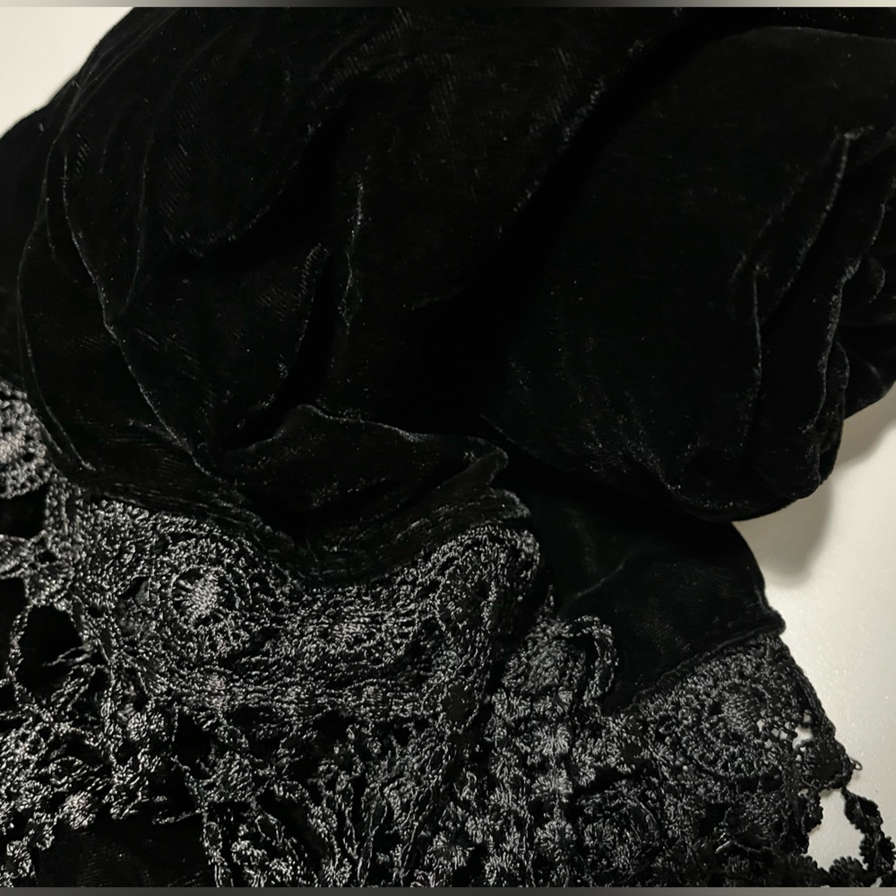 Black Velvet Scarf / Shawl with Lace Trim - Picture 2 of 4